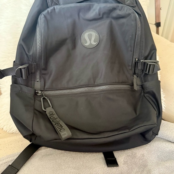 lululemon athletica backpack - Picture 1 of 6